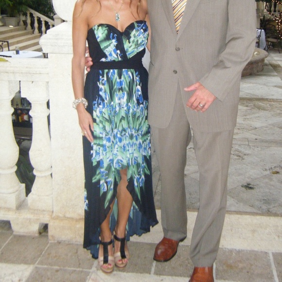 Rare Bebe Addiction strapless pleated dress - Picture 2 of 8